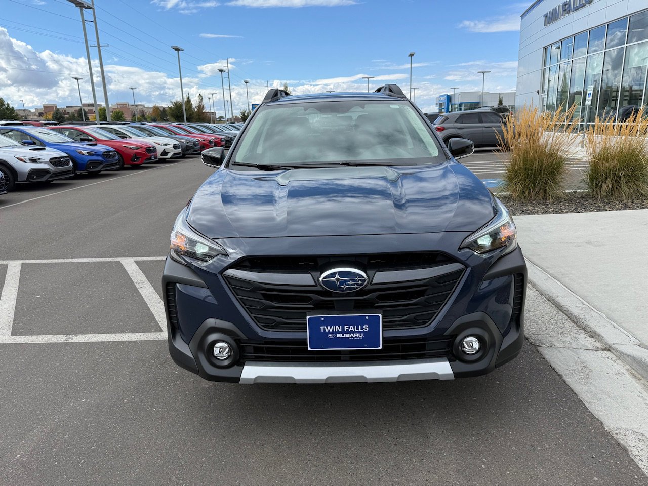 New 2025 Subaru Outback Limited XT image 2