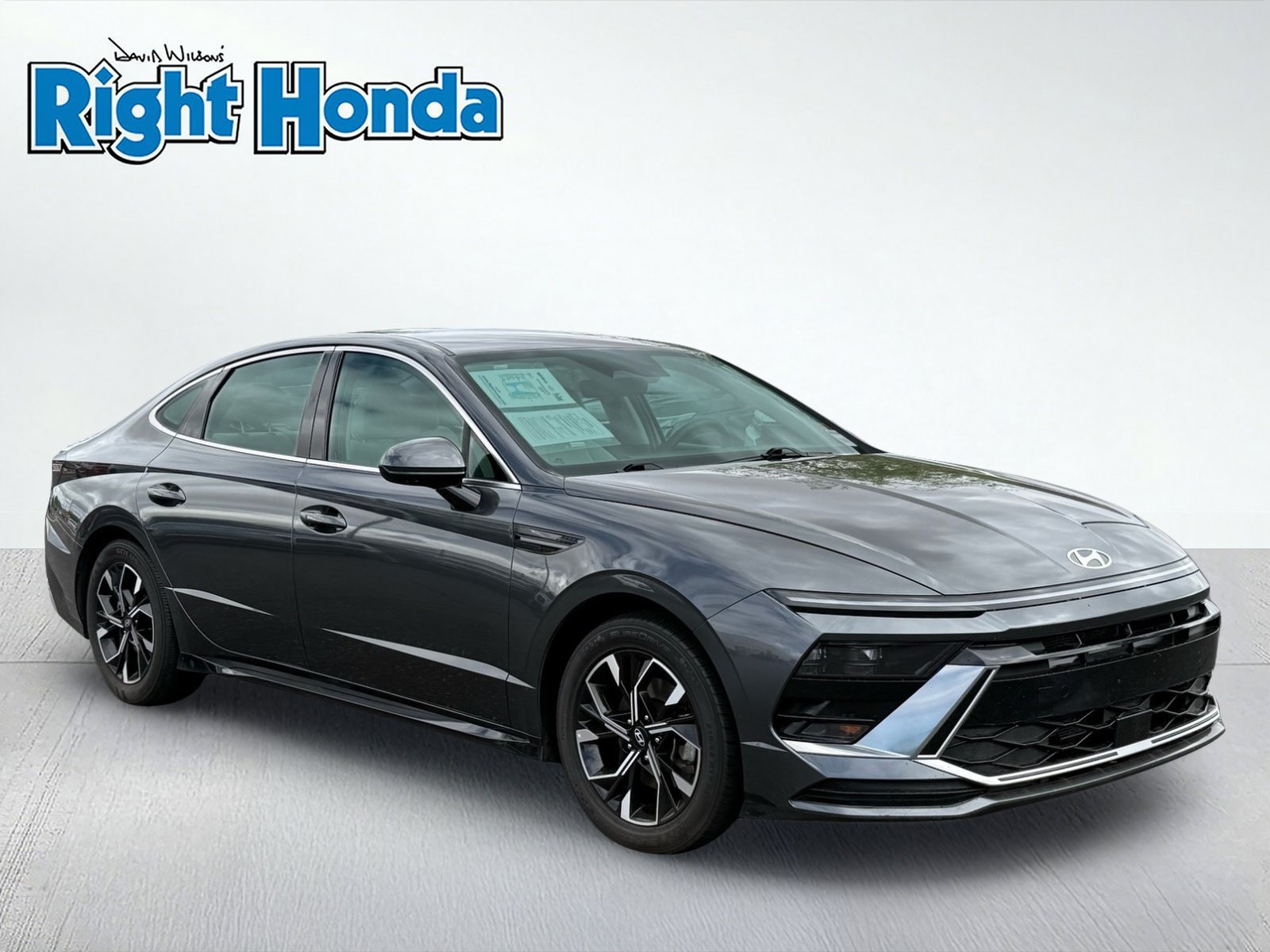 Used 2025 Hyundai Sonata SEL FWD image 10