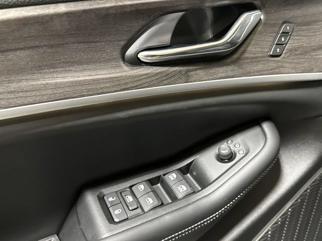 New 2026 Jeep Grand Cherokee Limited w/ Limited Altitude Package AWD/4WD image 22