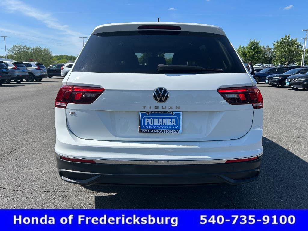 Used 2022 Volkswagen Tiguan SE FWD image 5