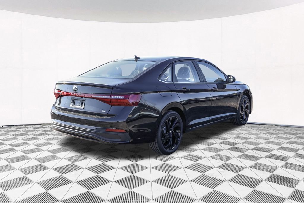 New 2026 Volkswagen Jetta SE FWD image 12