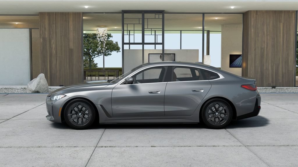 New 2026 BMW i4 xDrive40i w/ Parking Assistance Package AWD/4WD image 4