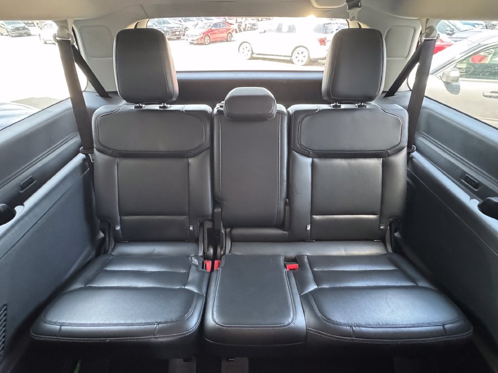 Used 2025 Ford Expedition Max Platinum AWD/4WD image 32