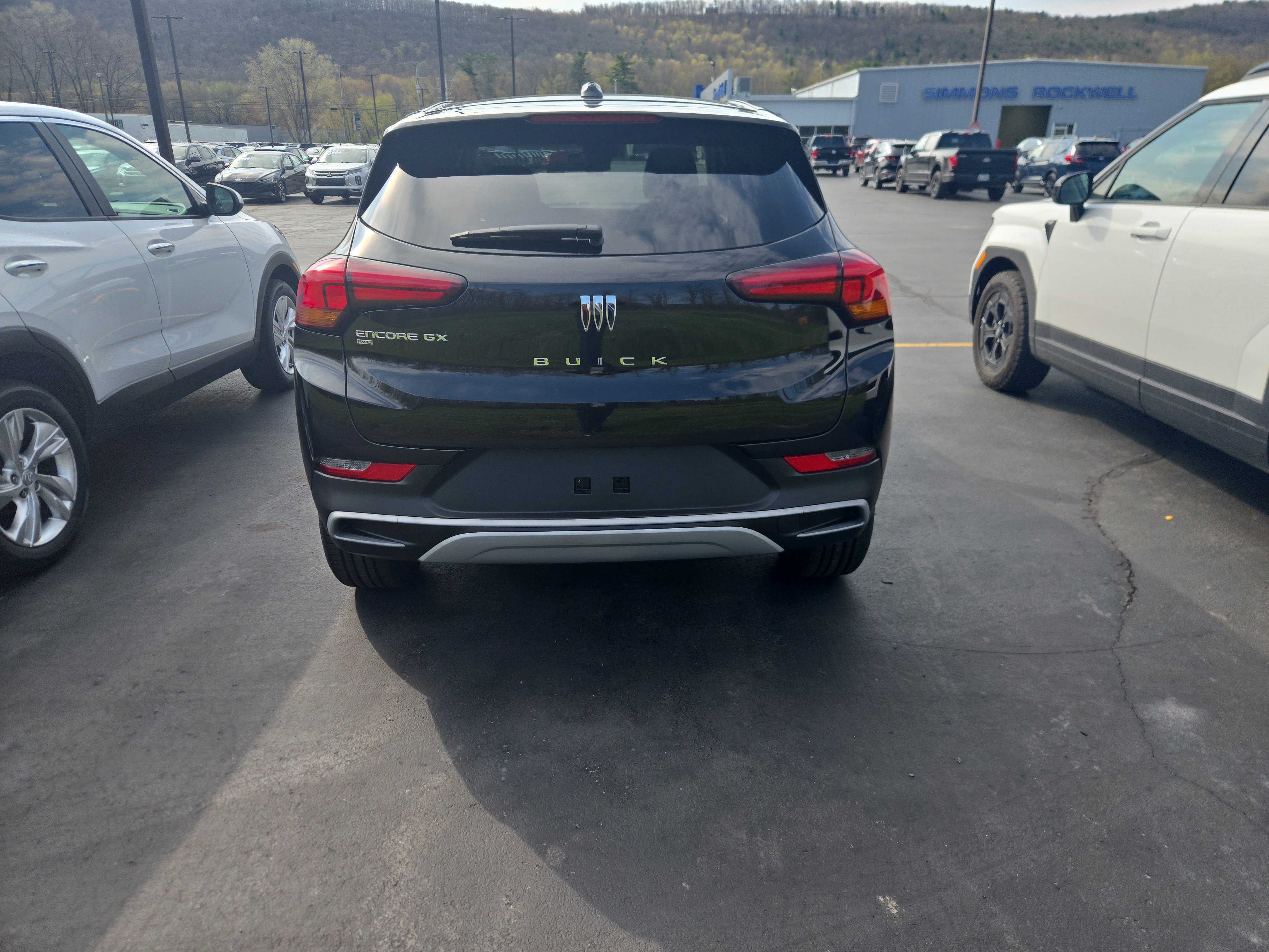 New 2026 Buick Encore GX Preferred AWD/4WD image 5