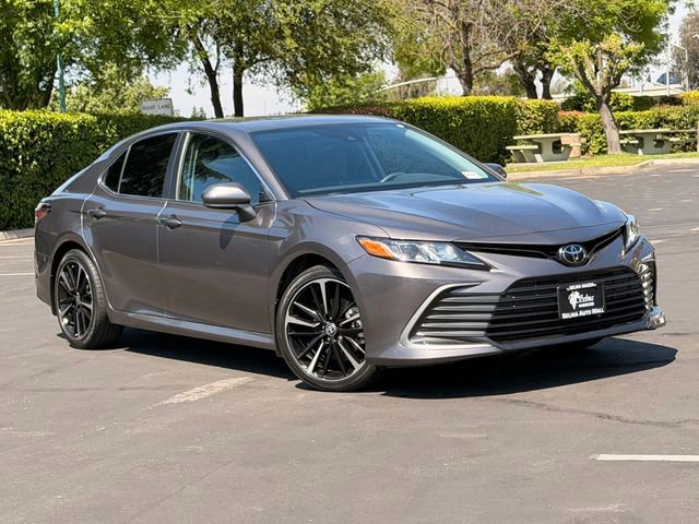Used 2024 Toyota Camry LE FWD image 2
