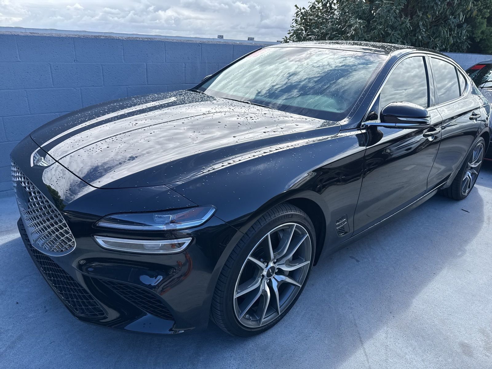 Used 2025 Genesis G70 2.5T image 2