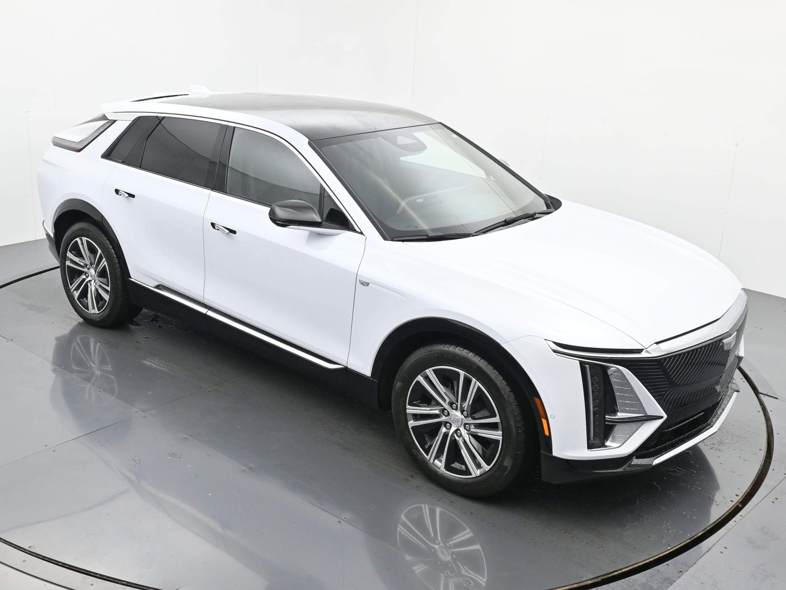 New 2026 Cadillac Lyriq Luxury image 29