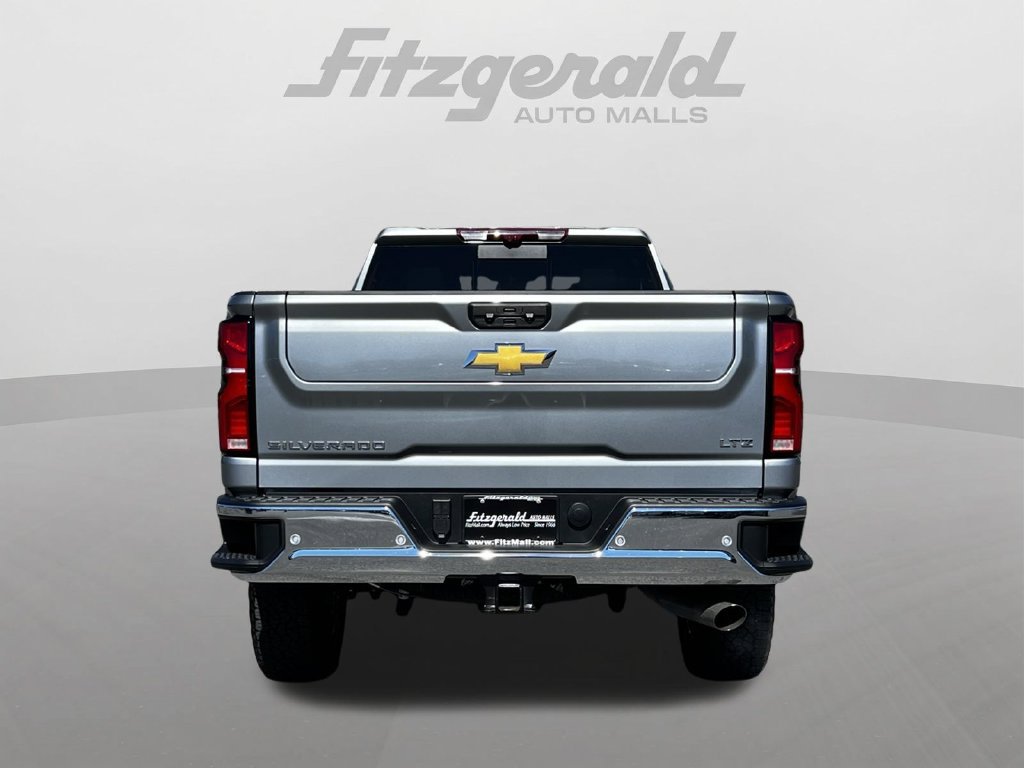 Used 2025 Chevrolet Silverado 3500 LTZ w/ LTZ Premium Texas Edition AWD/4WD image 6