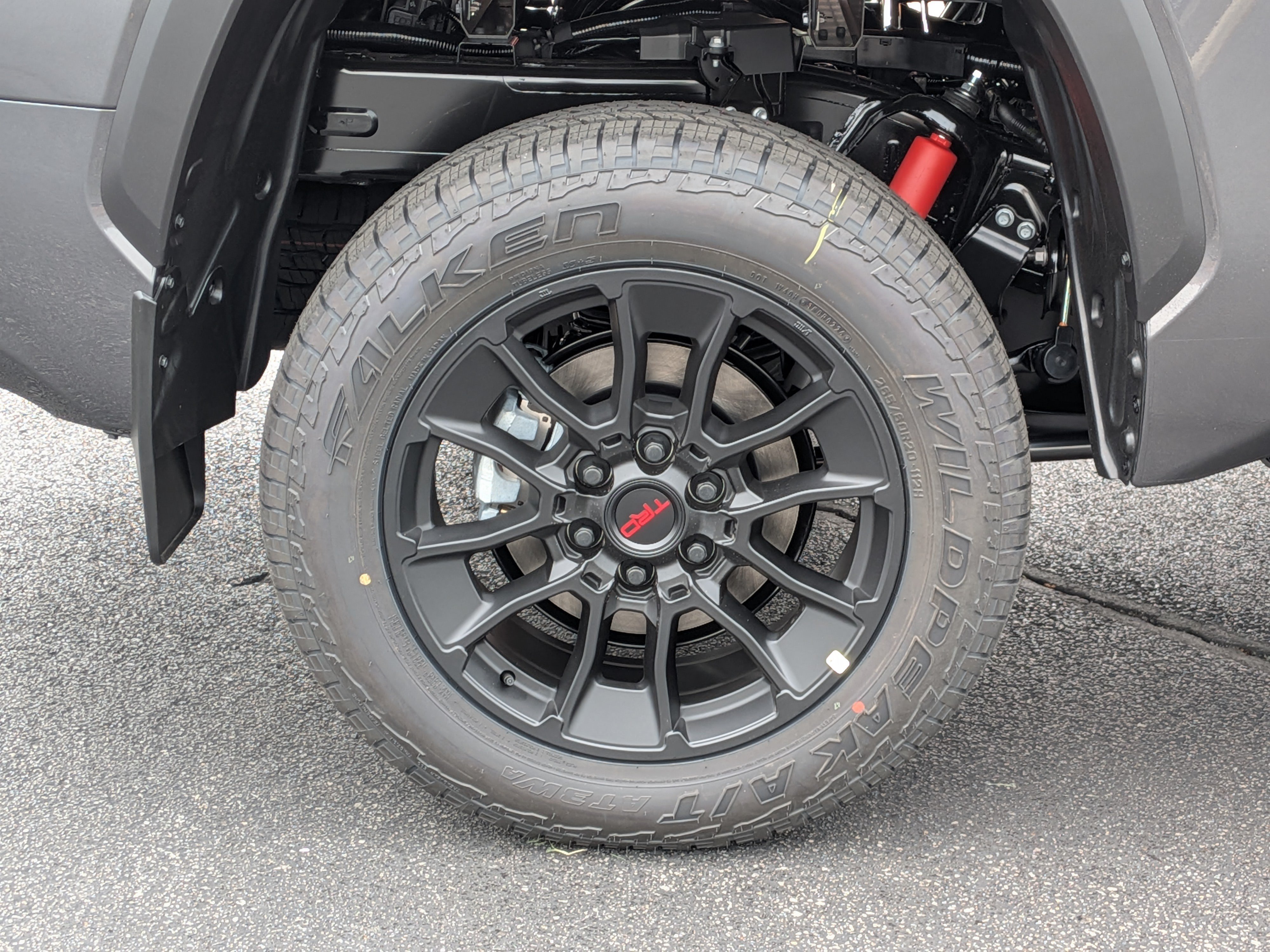 New 2026 Toyota Tundra Limited AWD/4WD image 8
