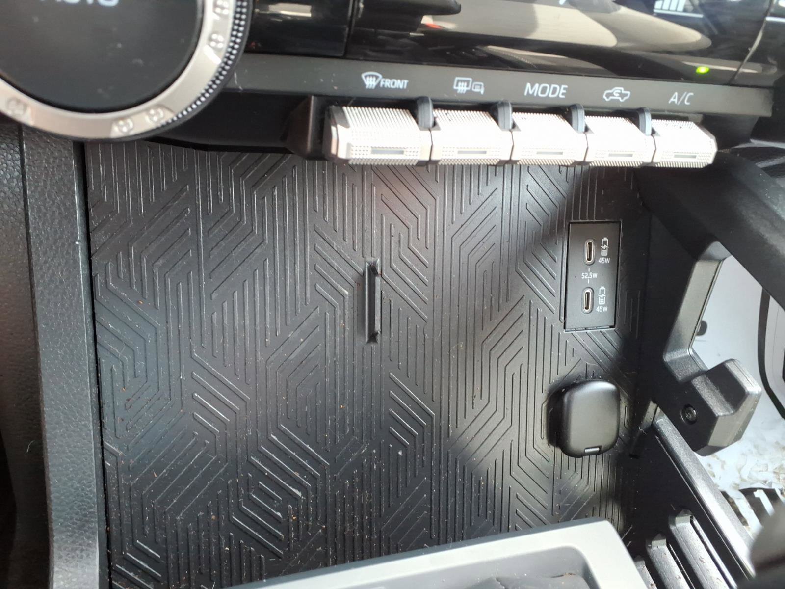 Used 2025 Toyota Tacoma TRD Sport image 25