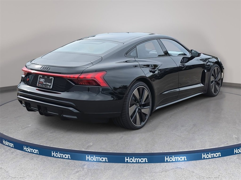 New 2026 Audi S e-tron GT Prestige image 3