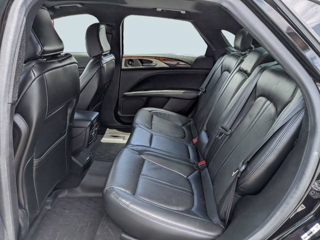 Used 2020 Lincoln MKZ Reserve w/ Elements Package FWD image 12