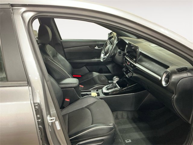 Used 2024 Kia Forte GT-Line w/ GT-Line Premium Package image 15