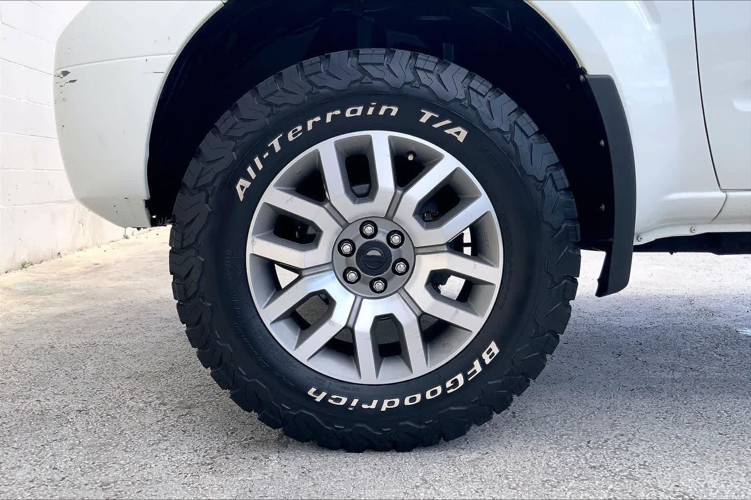 Used 2019 Nissan Frontier SV w/ Value Truck Package AWD/4WD image 8