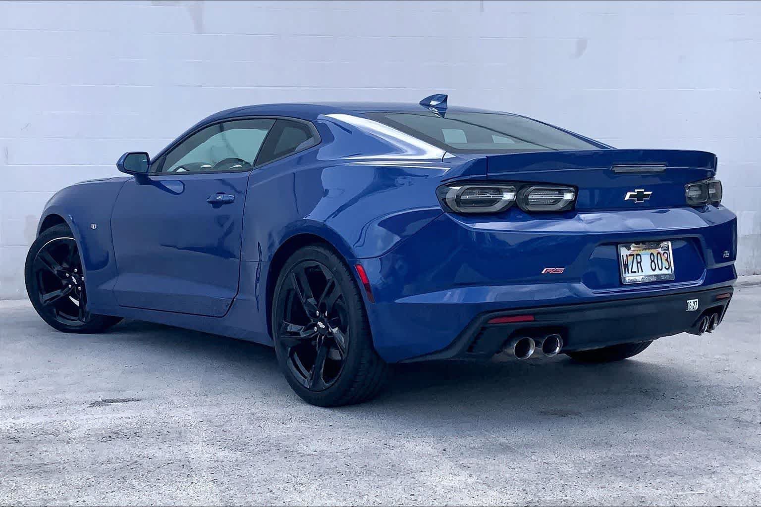 Used 2019 Chevrolet Camaro LT RWD image 4