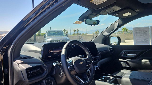 Used 2025 Chevrolet Silverado EV LT w/ LT Premium Package AWD/4WD image 10