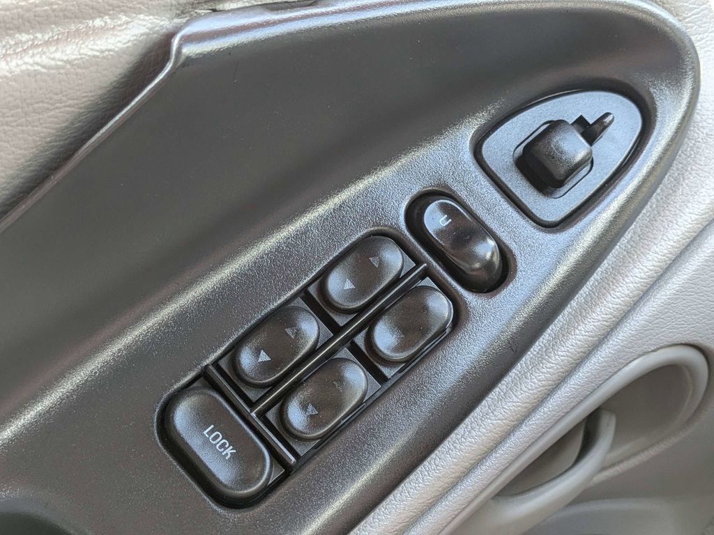Used 2003 Ford Mustang GT image 20