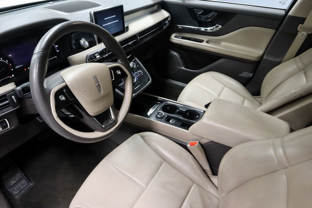 Used 2022 Lincoln Corsair Standard w/ Premium Package image 31