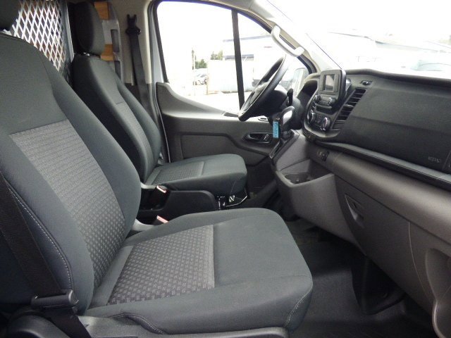 Used 2024 Ford Transit 250 Low Roof w/ Exterior Upgrade Package image 15