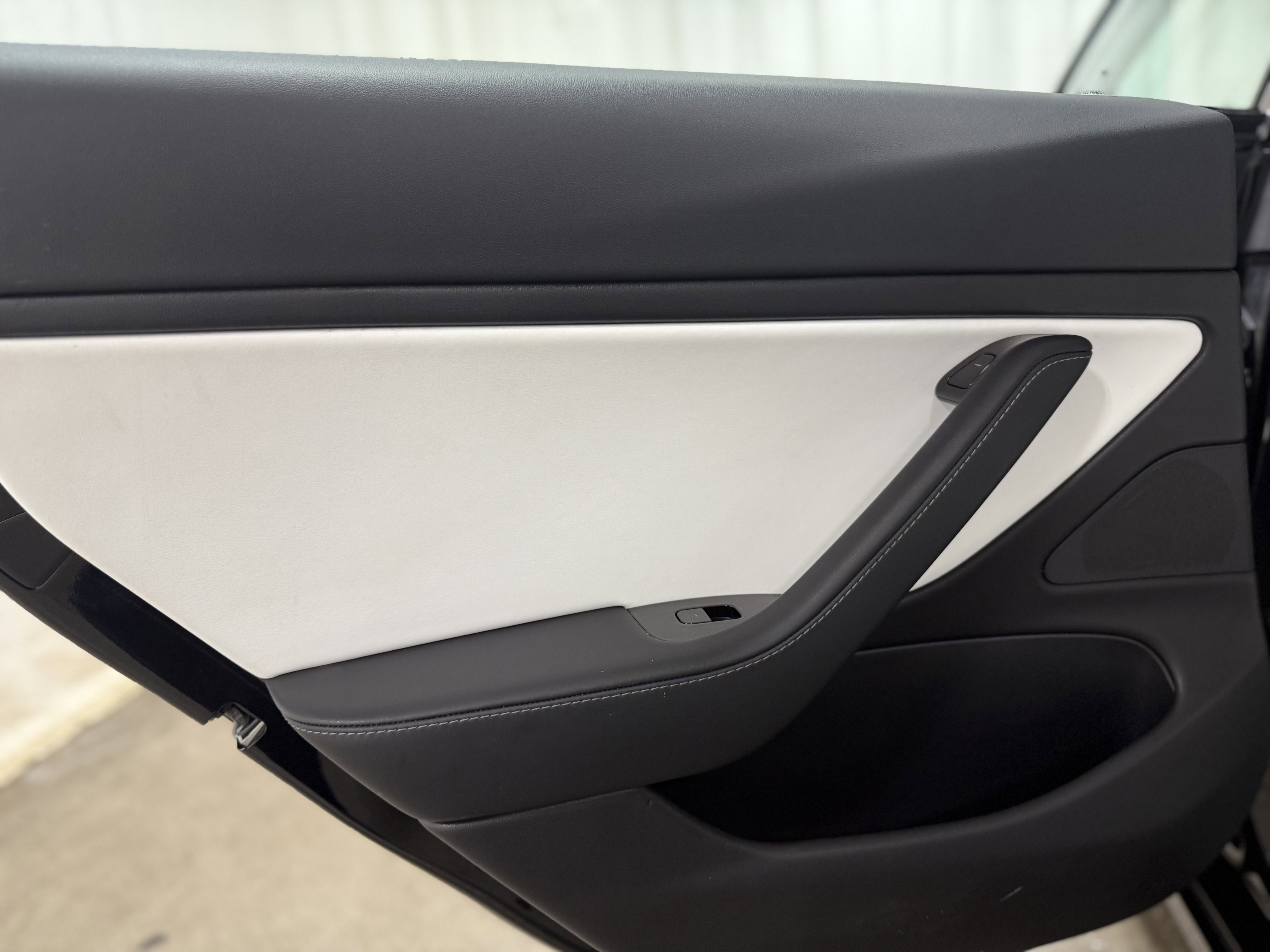 Used 2018 Tesla Model 3 Long Range image 22