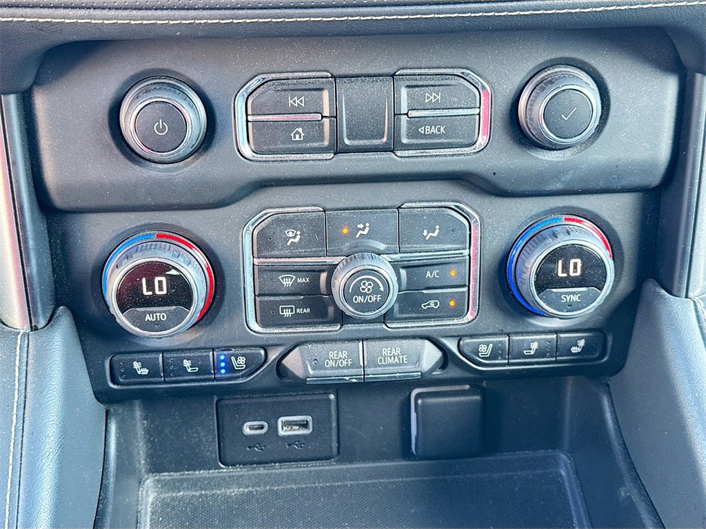 Used 2023 Chevrolet Tahoe Premier image 16