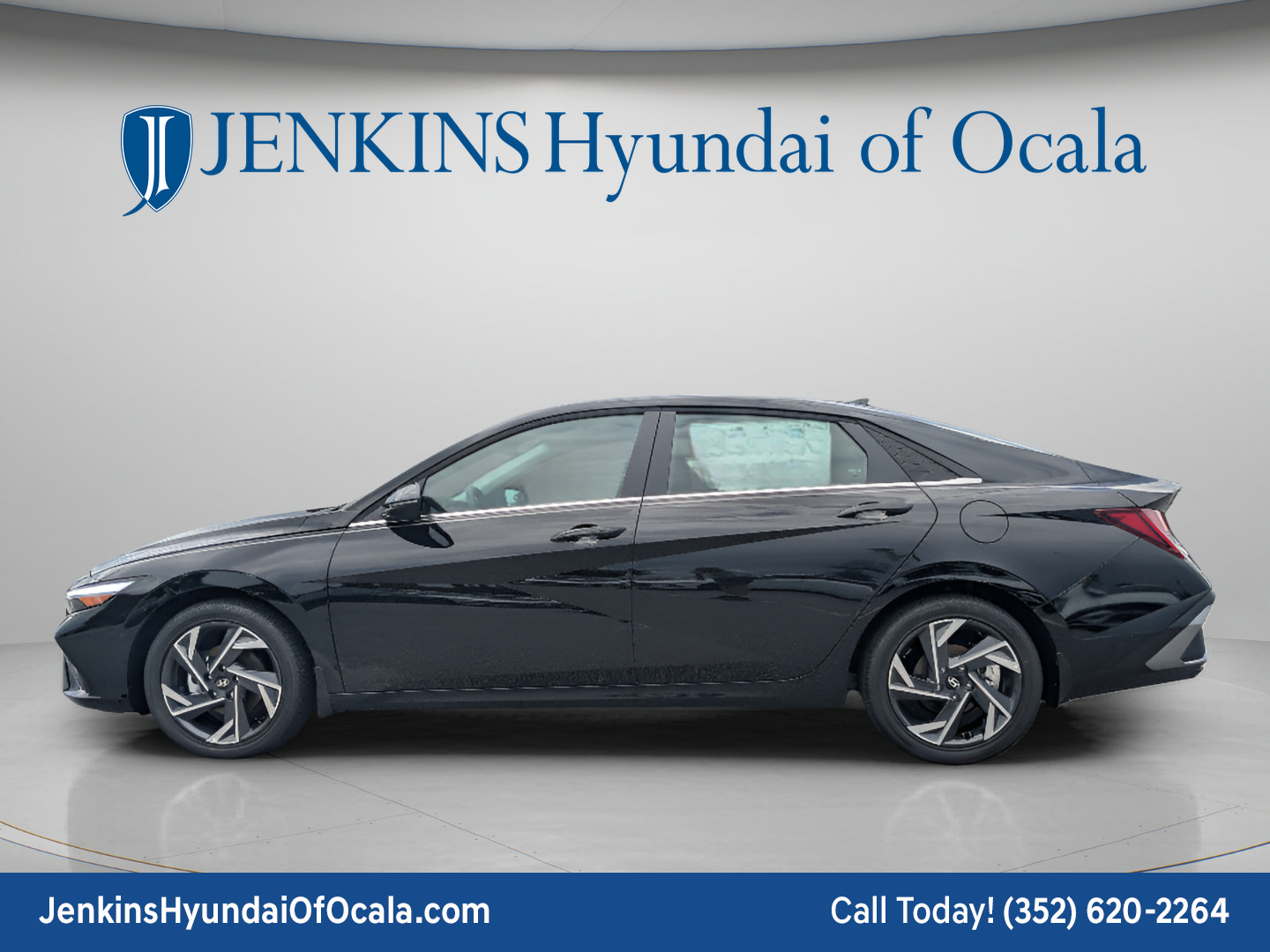 New 2026 Hyundai Elantra Limited FWD image 7