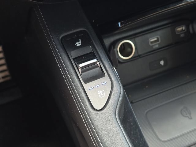 Used 2022 Kia Telluride SX w/ Towing Package FWD image 37