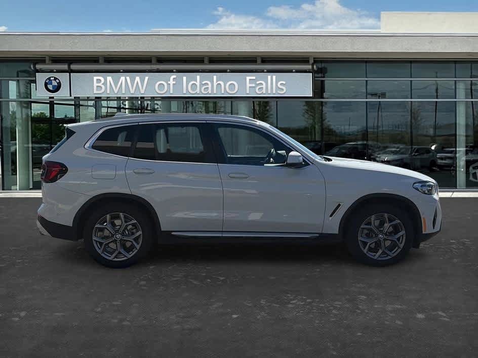 Used 2023 BMW X3 xDrive30i w/ Premium Package w/ZPA AWD/4WD image 8