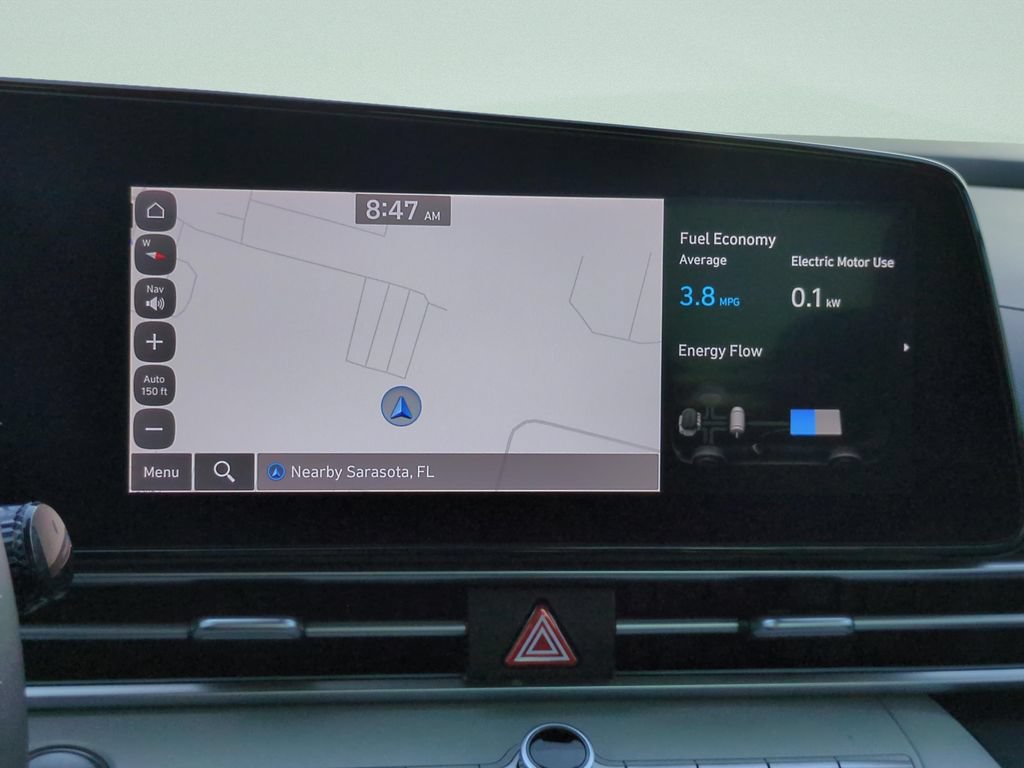 Certified 2024 Hyundai Elantra Limited FWD image 18