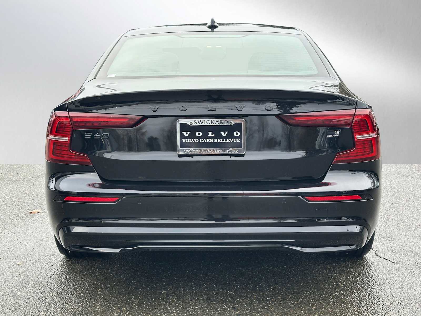 Certified 2024 Volvo S60 T8 Ultimate image 4