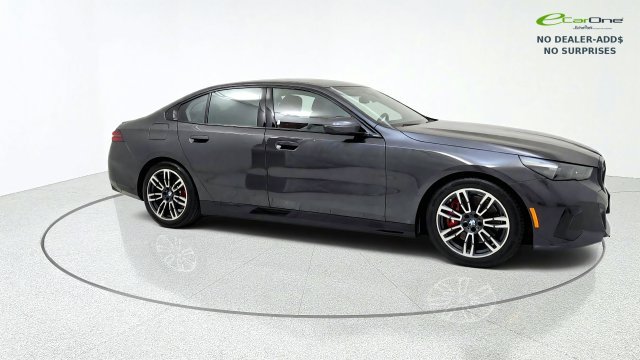 Used 2026 BMW 540i xDrive w/ Executive Package AWD/4WD image 1