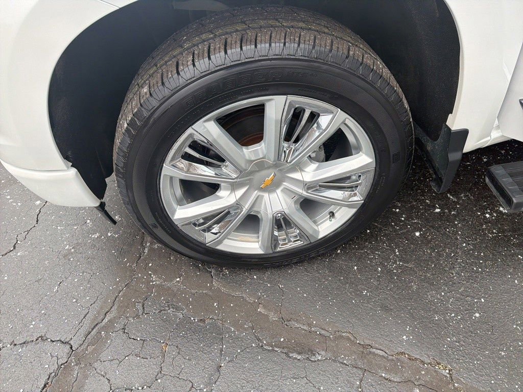 Used 2022 Chevrolet Silverado 1500 High Country w/ High Country Premium Package image 18