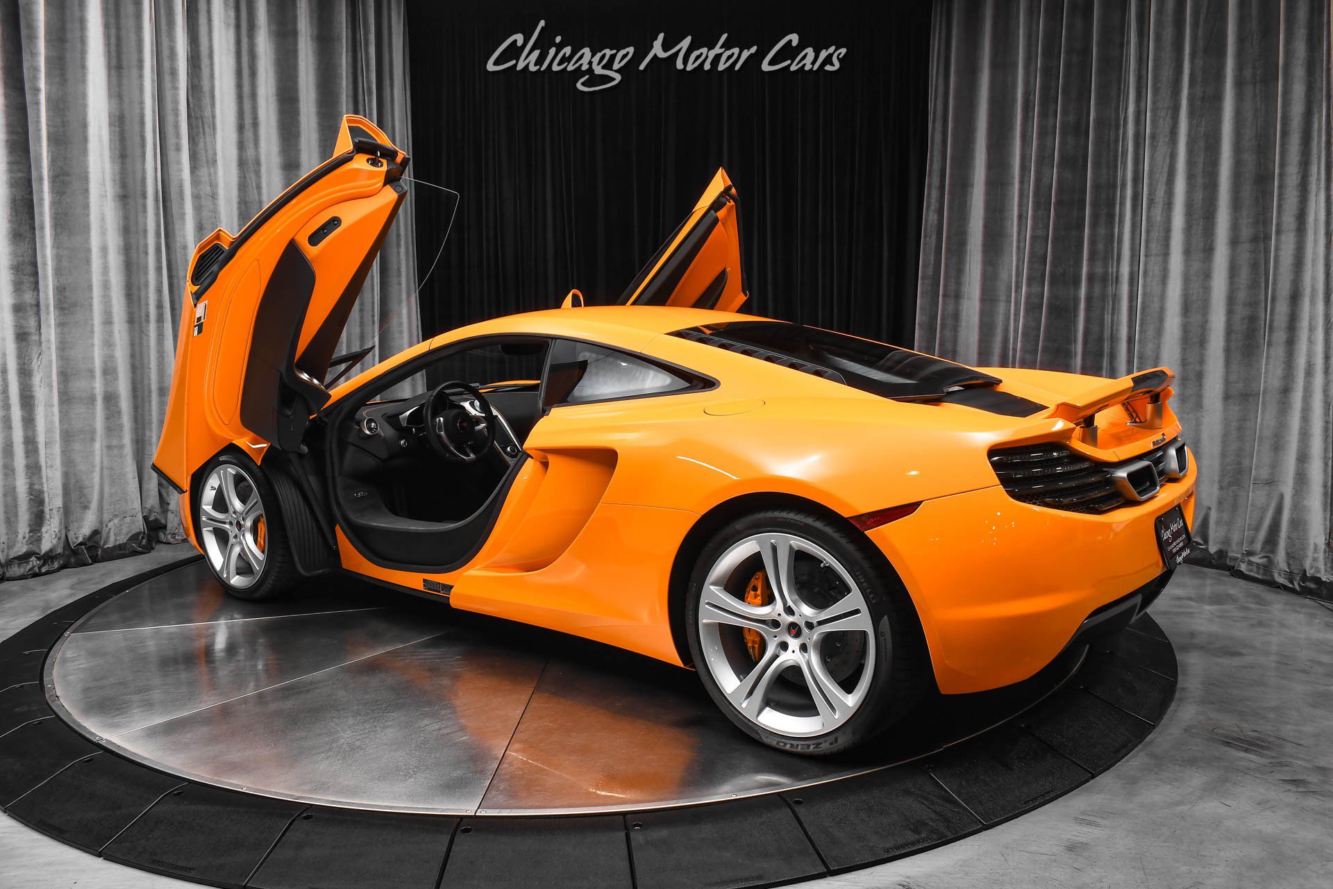 Used 2012 McLaren MP4-12C Coupe RWD image 30