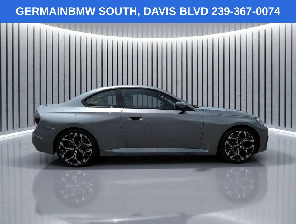 Certified 2025 BMW 230i Coupe w/ Premium Package RWD image 4