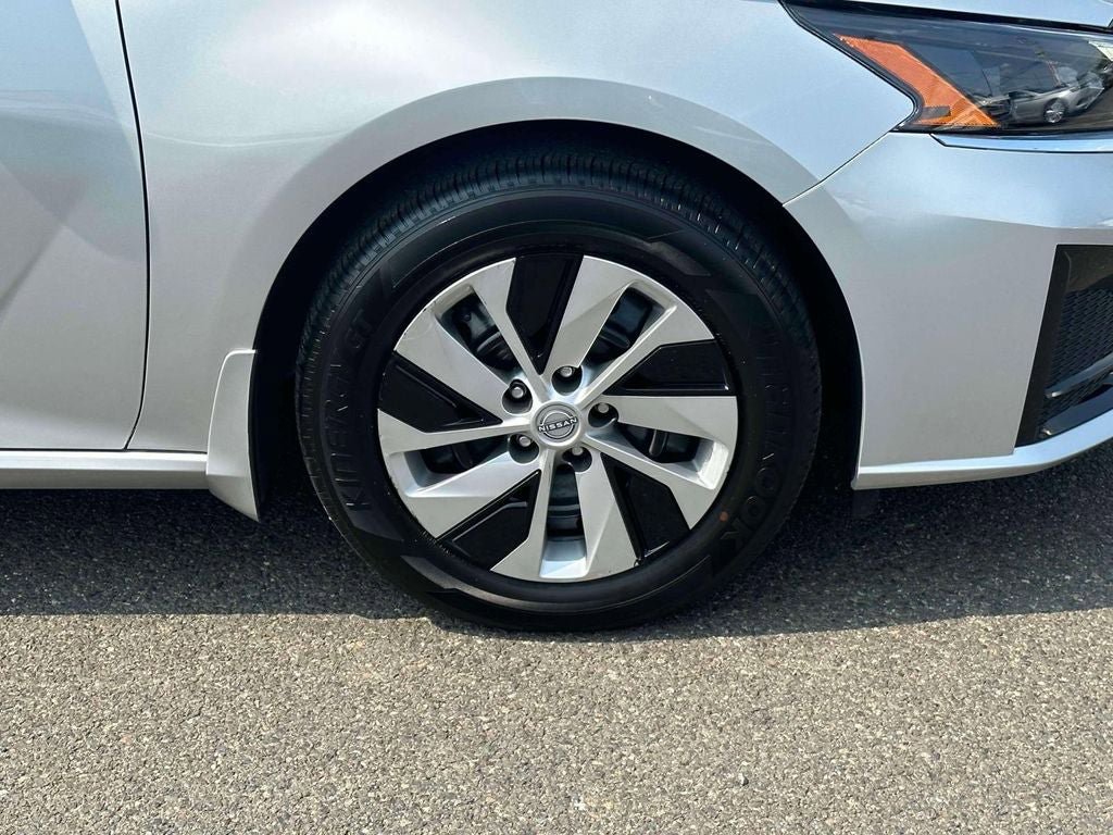 Certified 2024 Nissan Altima 2.5 S image 6
