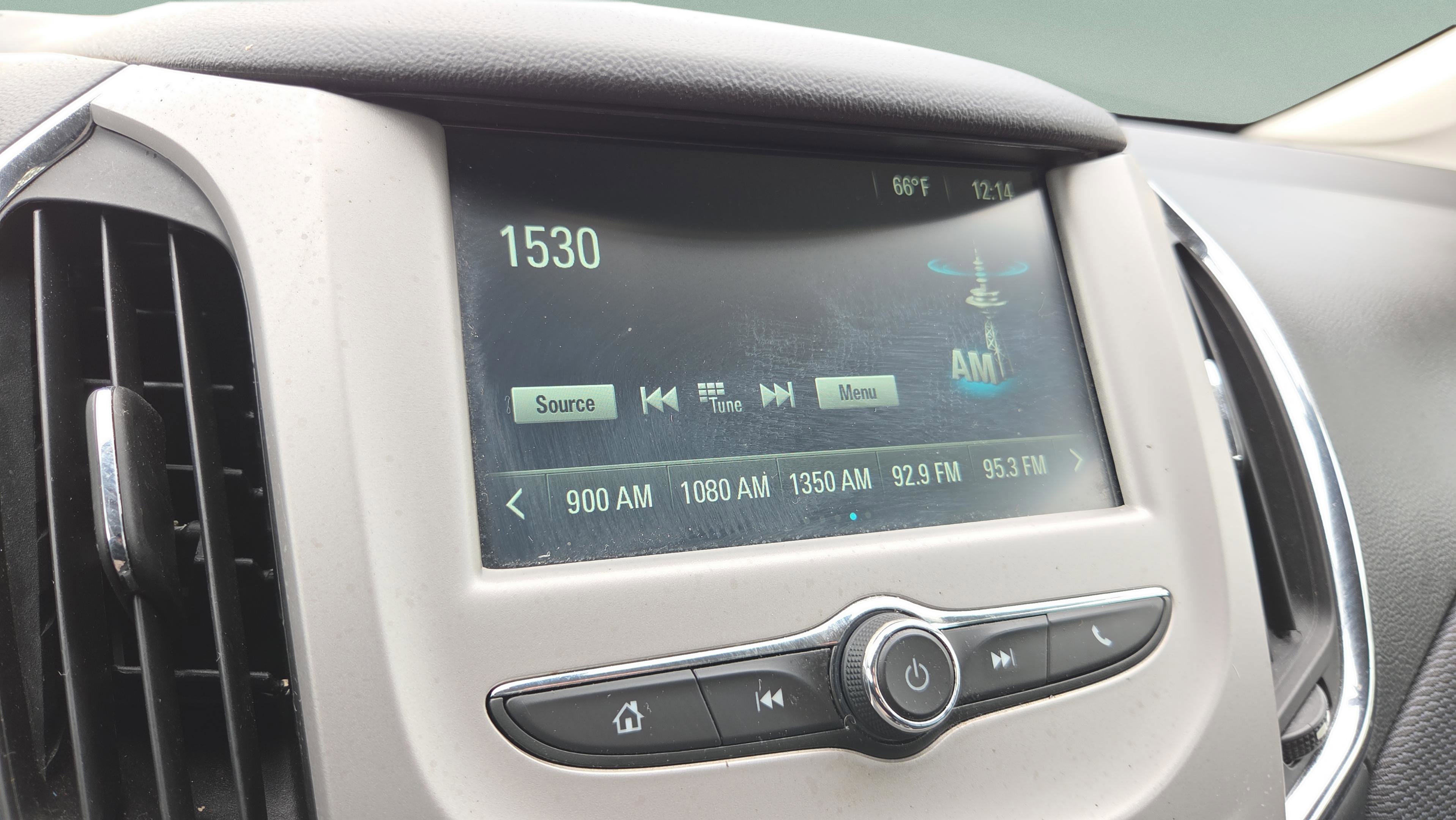 Used 2018 Chevrolet Cruze LS image 30