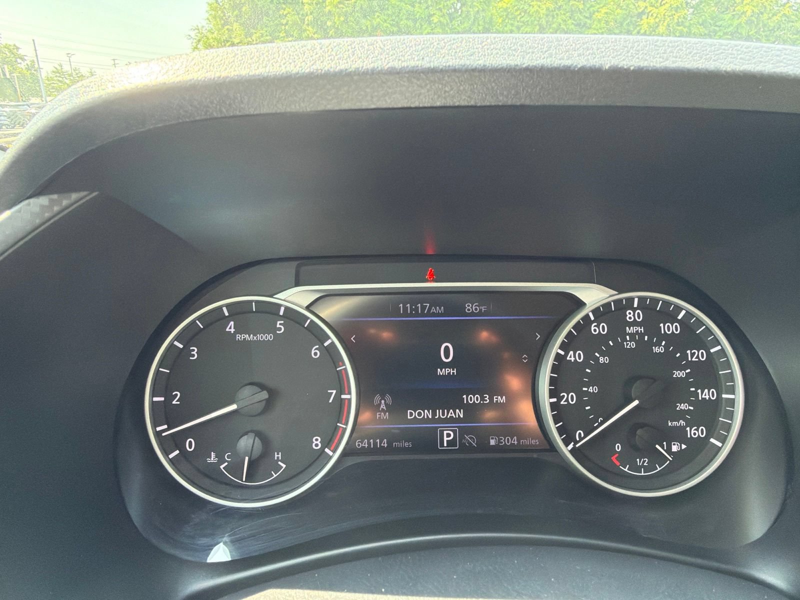 Used 2024 Nissan Sentra SV FWD image 11