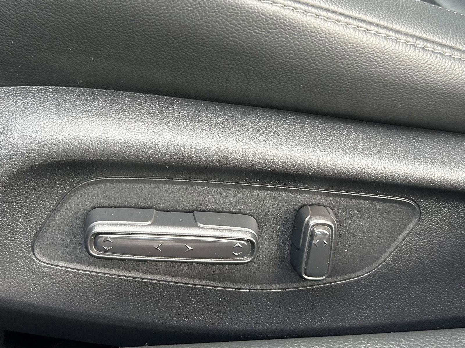 Used 2022 Honda Civic EX-L image 13