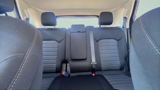 Used 2015 Ford Edge SE AWD/4WD image 19