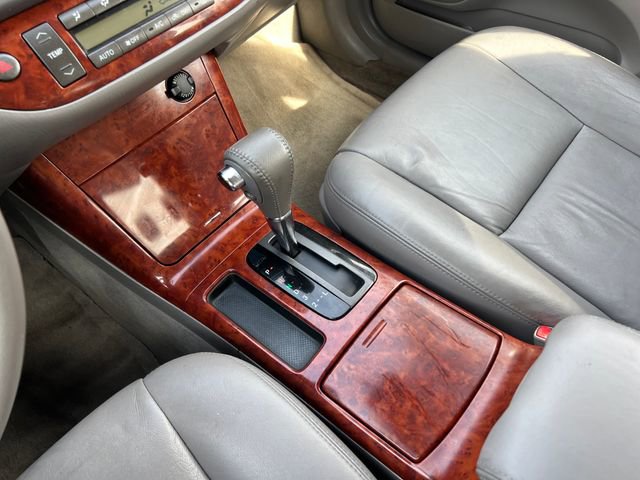 Used 2006 Toyota Camry LE FWD image 24