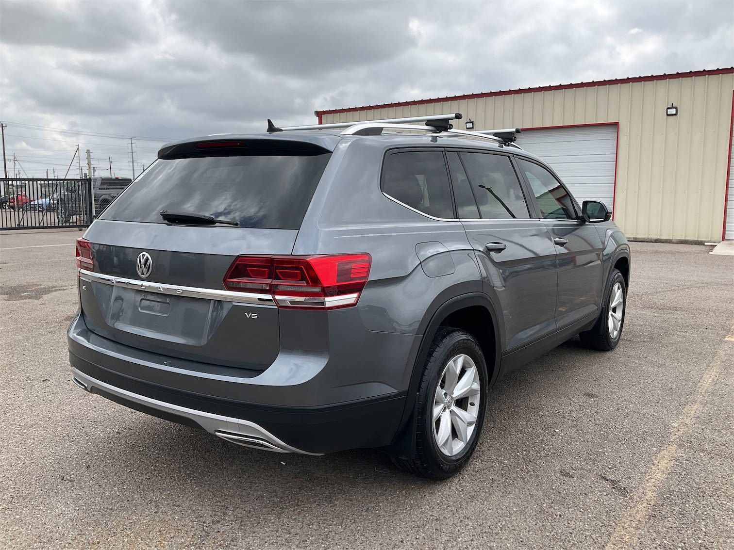 Used 2018 Volkswagen Atlas SE image 6