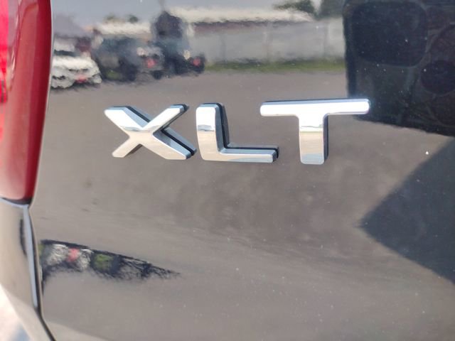 Used 2017 Ford Explorer XLT w/ Equipment Group 202A image 49