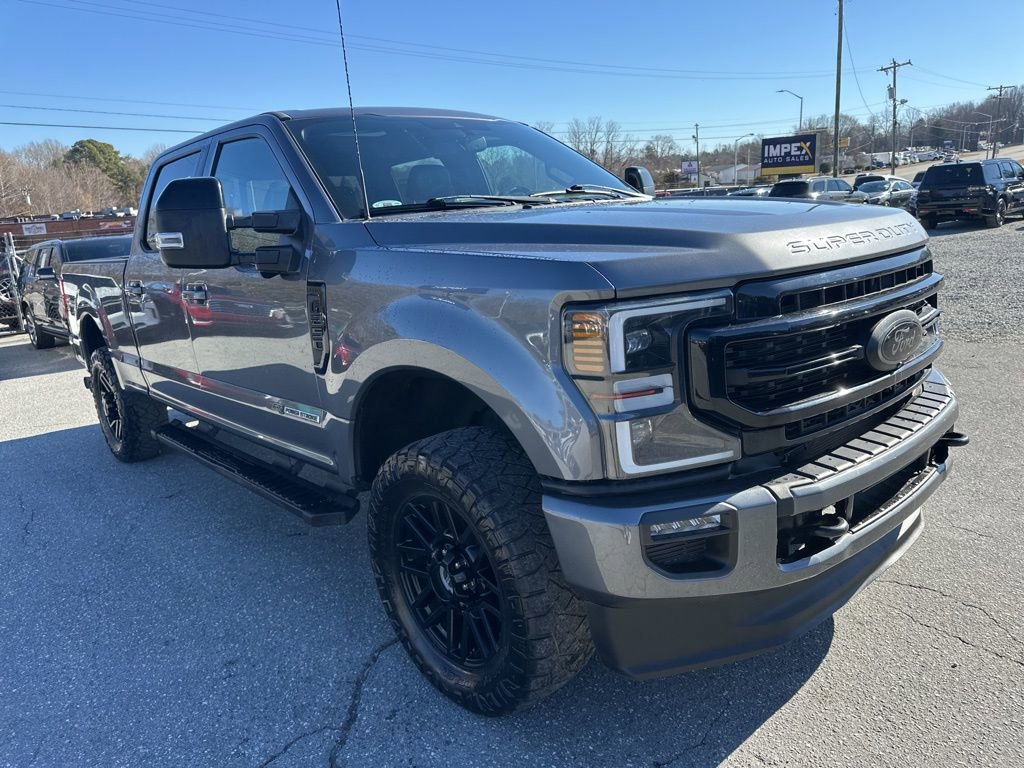 Used 2022 Ford F250 Lariat w/ Black Appearance Package image 7