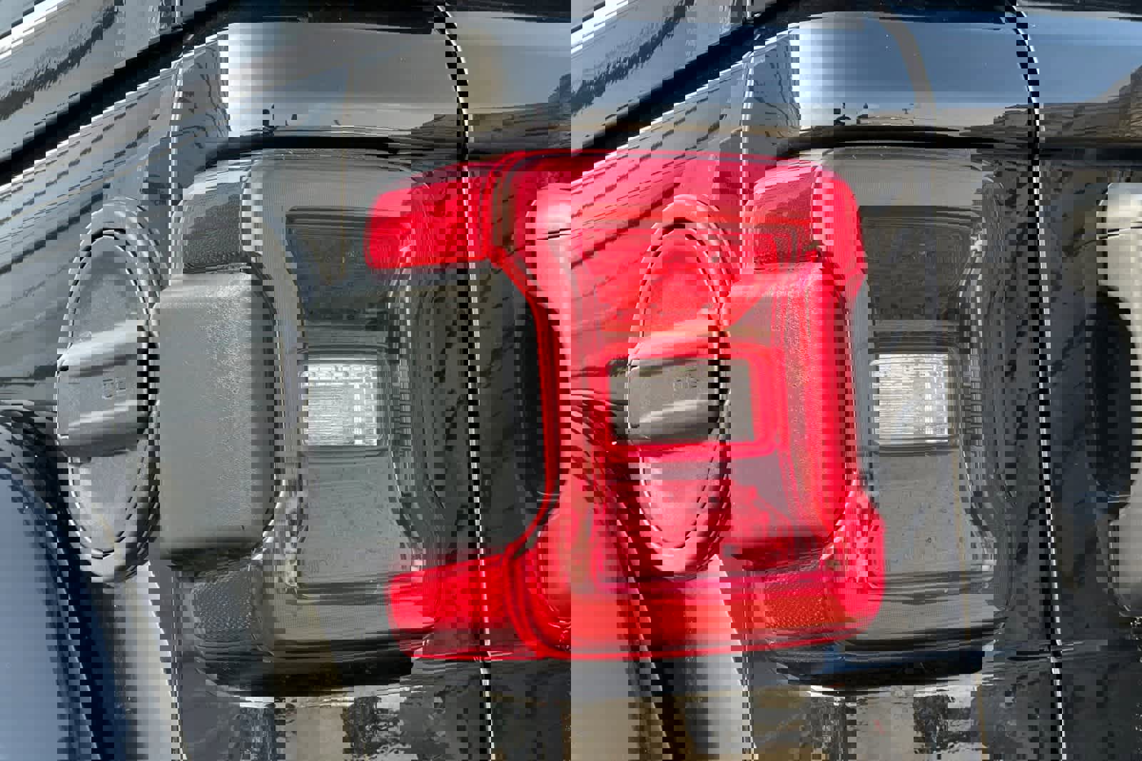 Used 2022 Jeep Wrangler Unlimited Rubicon w/ LED Lighting Group image 17