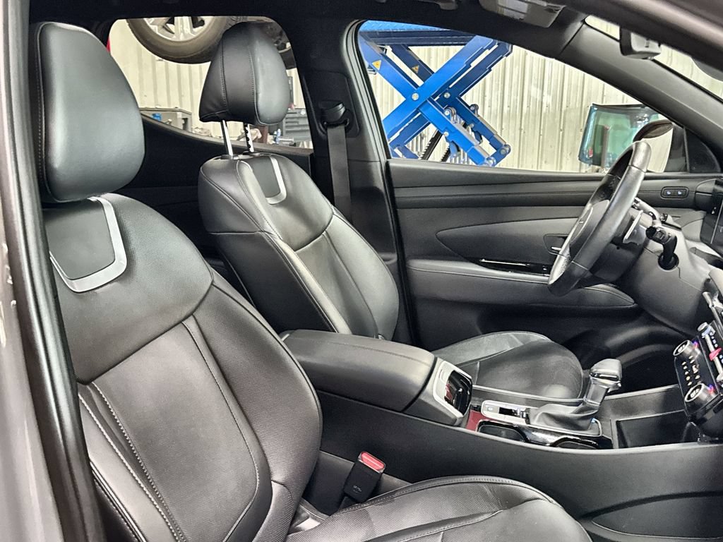 Used 2025 Hyundai Santa Cruz Limited AWD/4WD image 31