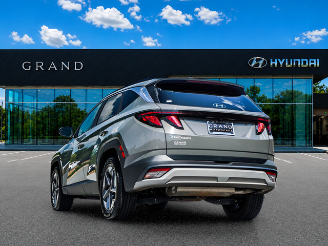 Used 2025 Hyundai Tucson SEL FWD image 4