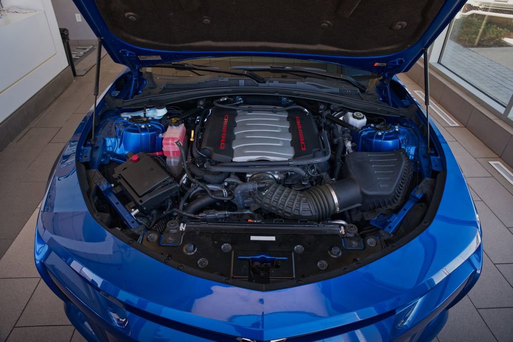 Used 2016 Chevrolet Camaro SS RWD image 27