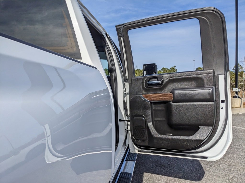 Used 2022 Chevrolet Silverado 2500 High Country w/ Safety Package II image 60