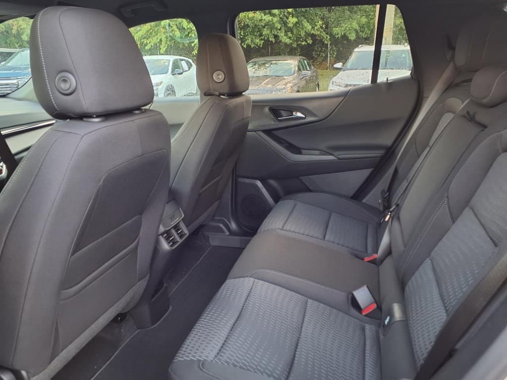 New 2026 Chevrolet Equinox LT image 18