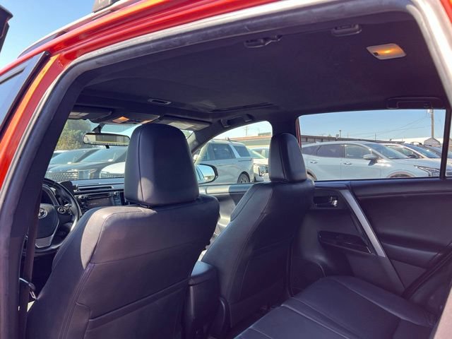 Used 2016 Toyota RAV4 SE AWD/4WD image 6